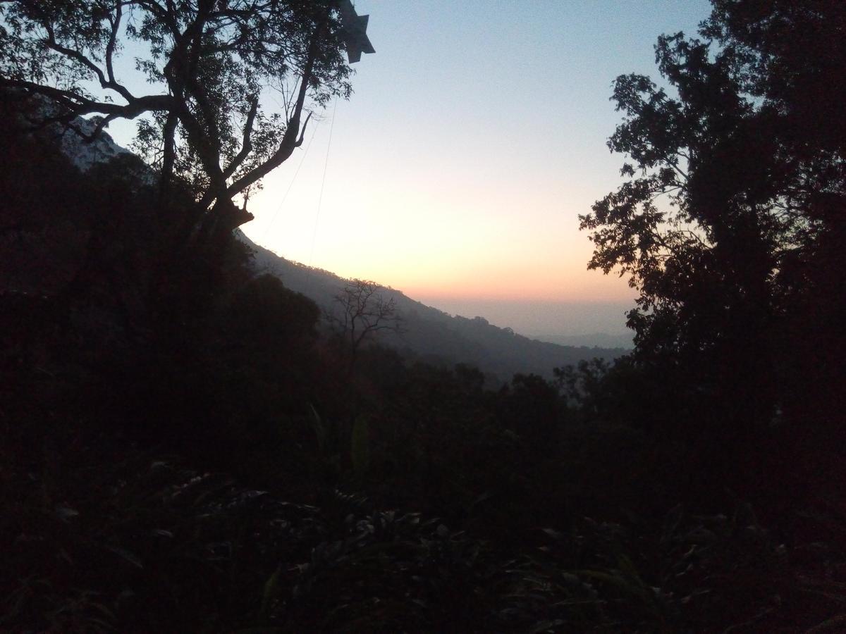 לינה וארוחת בוקר Eagle Mountain מונאר מראה חיצוני תמונה